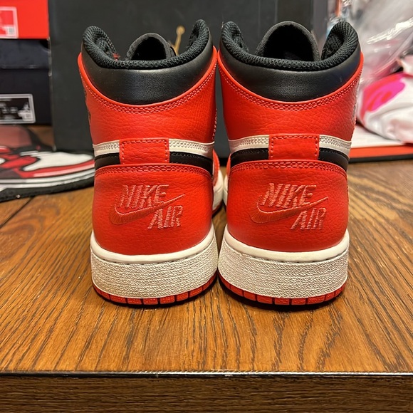 Jordan Rare Air Max Orange 1 - Picture 3 of 4